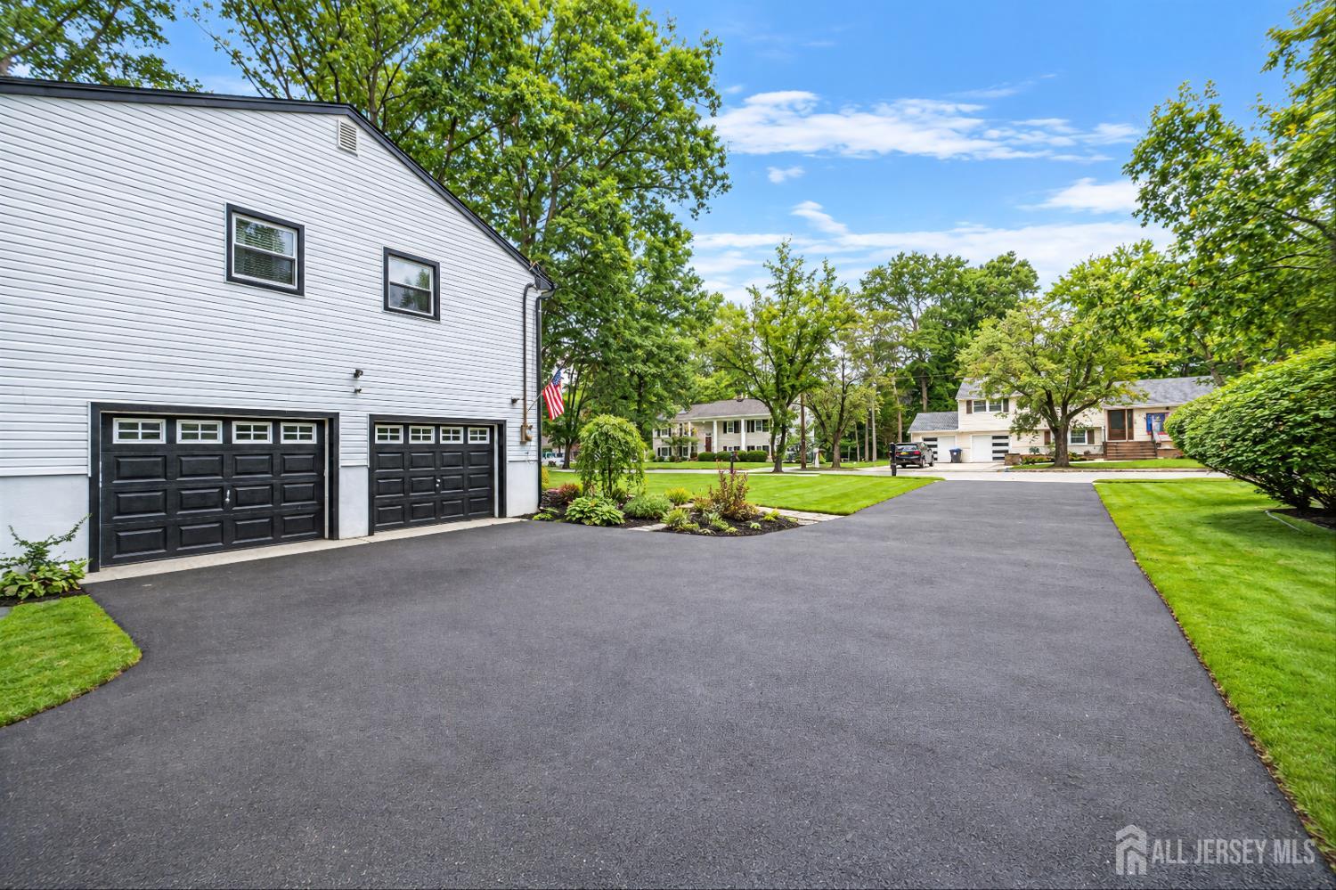 4 Bunker Hill Run East Brunswick NJ 08816