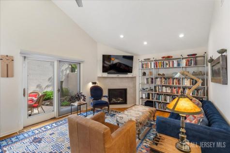 198 Sayre Drive Plainsboro NJ 08540