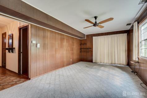 106 Winding Road Iselin NJ 08830