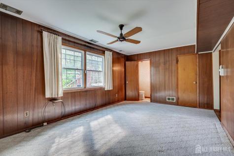 106 Winding Road Iselin NJ 08830