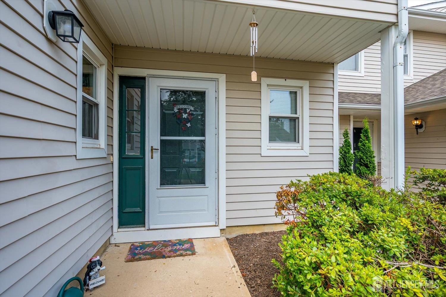 10 Woodmere Drive Sayreville NJ 08859