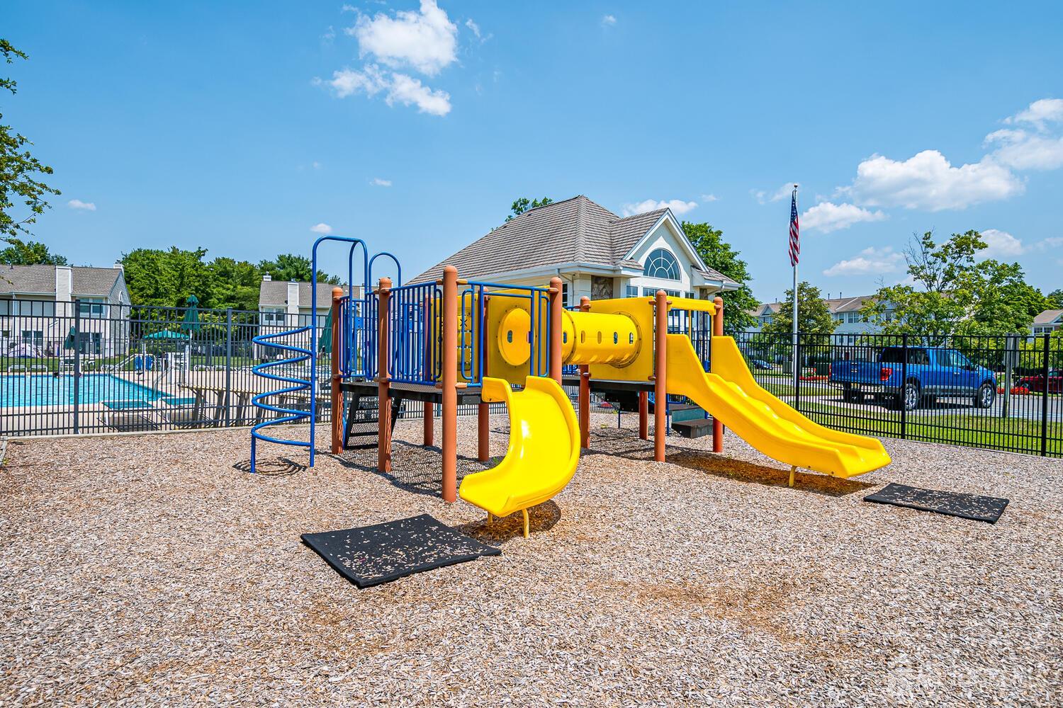 10 Woodmere Drive Sayreville NJ 08859