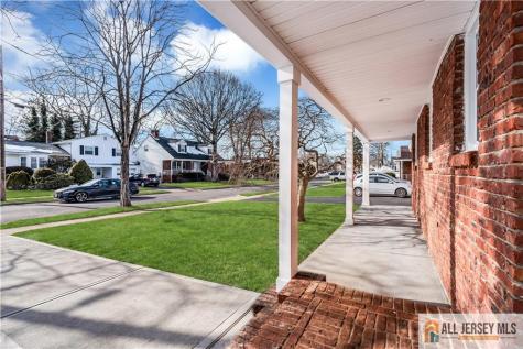 27 Sheppard Place Edison NJ 08817