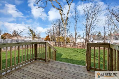 27 Sheppard Place Edison NJ 08817