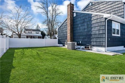 27 Sheppard Place Edison NJ 08817