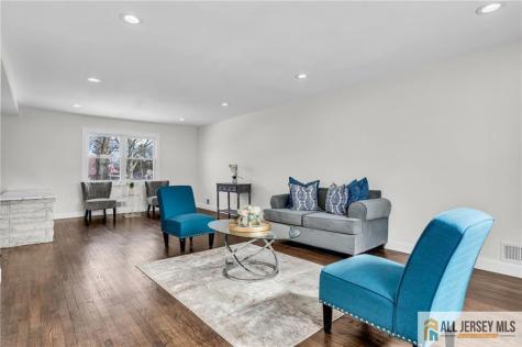 27 Sheppard Place Edison NJ 08817
