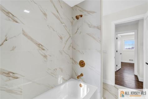 27 Sheppard Place Edison NJ 08817