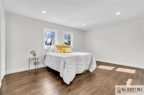 27 Sheppard Place Edison NJ 08817