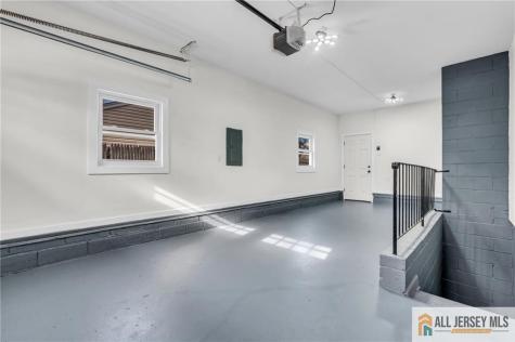 27 Sheppard Place Edison NJ 08817