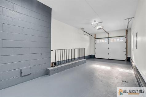 27 Sheppard Place Edison NJ 08817