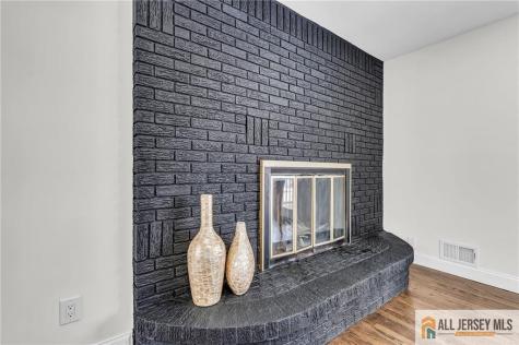 27 Sheppard Place Edison NJ 08817