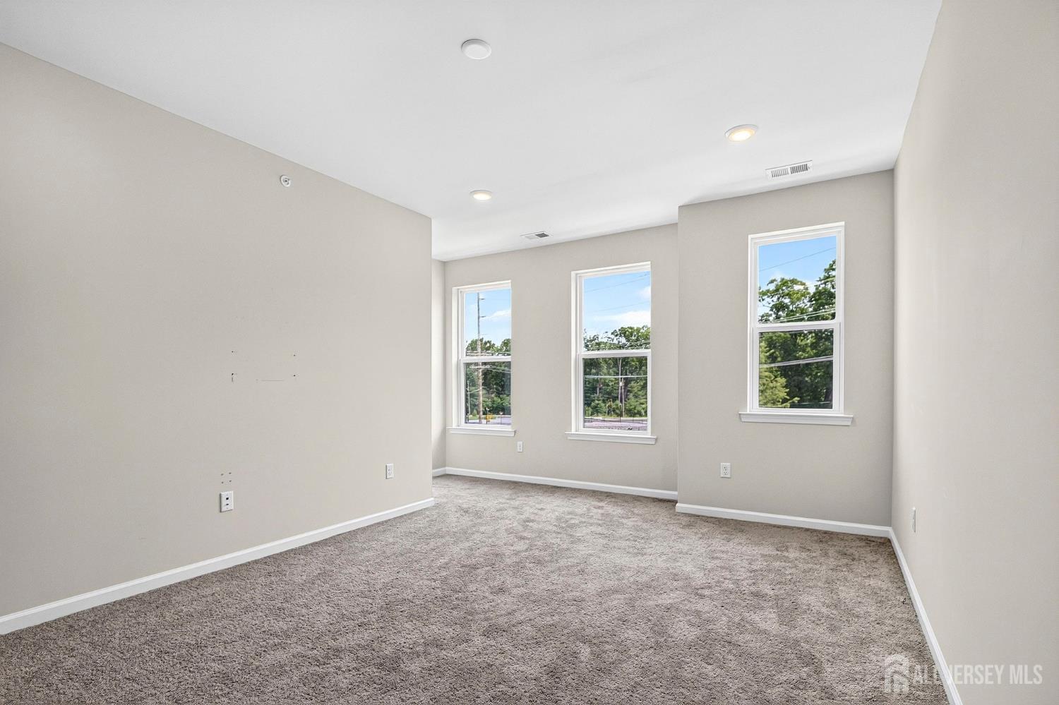 1103 Greenwich Drive West Windsor NJ 08550