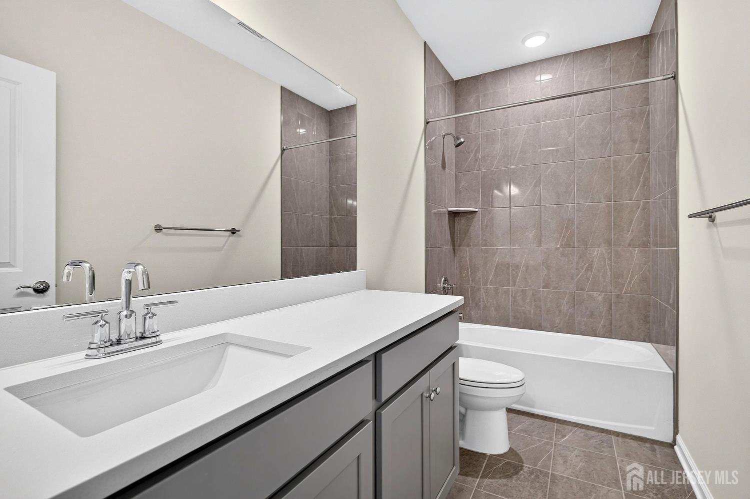 1103 Greenwich Drive West Windsor NJ 08550
