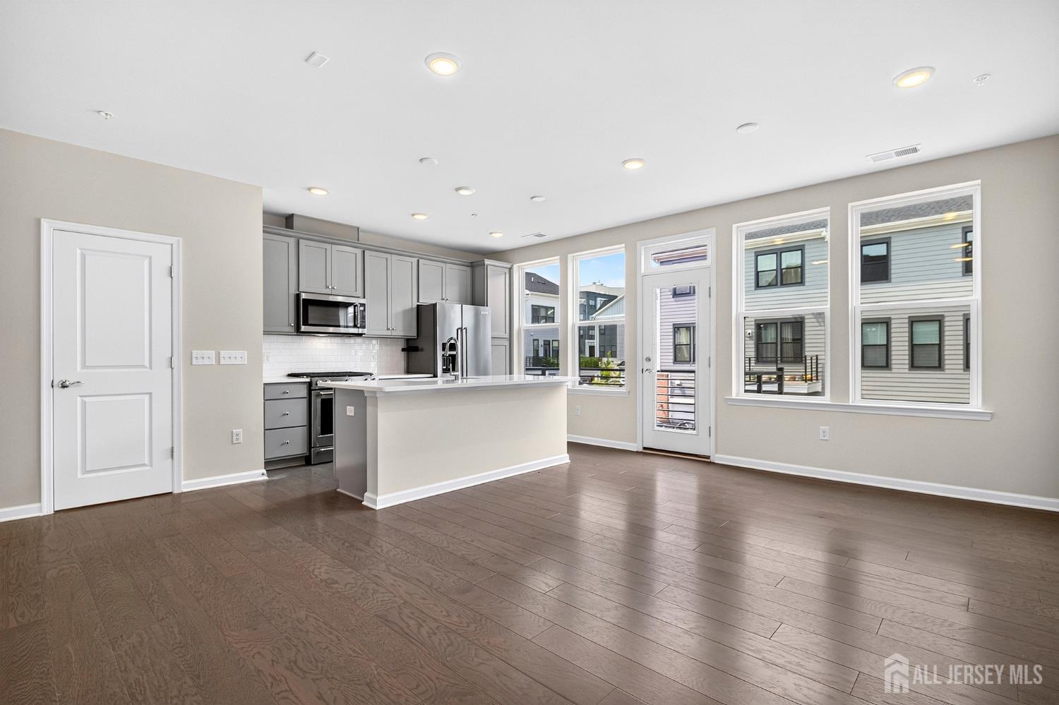 1103 Greenwich Drive West Windsor NJ 08550