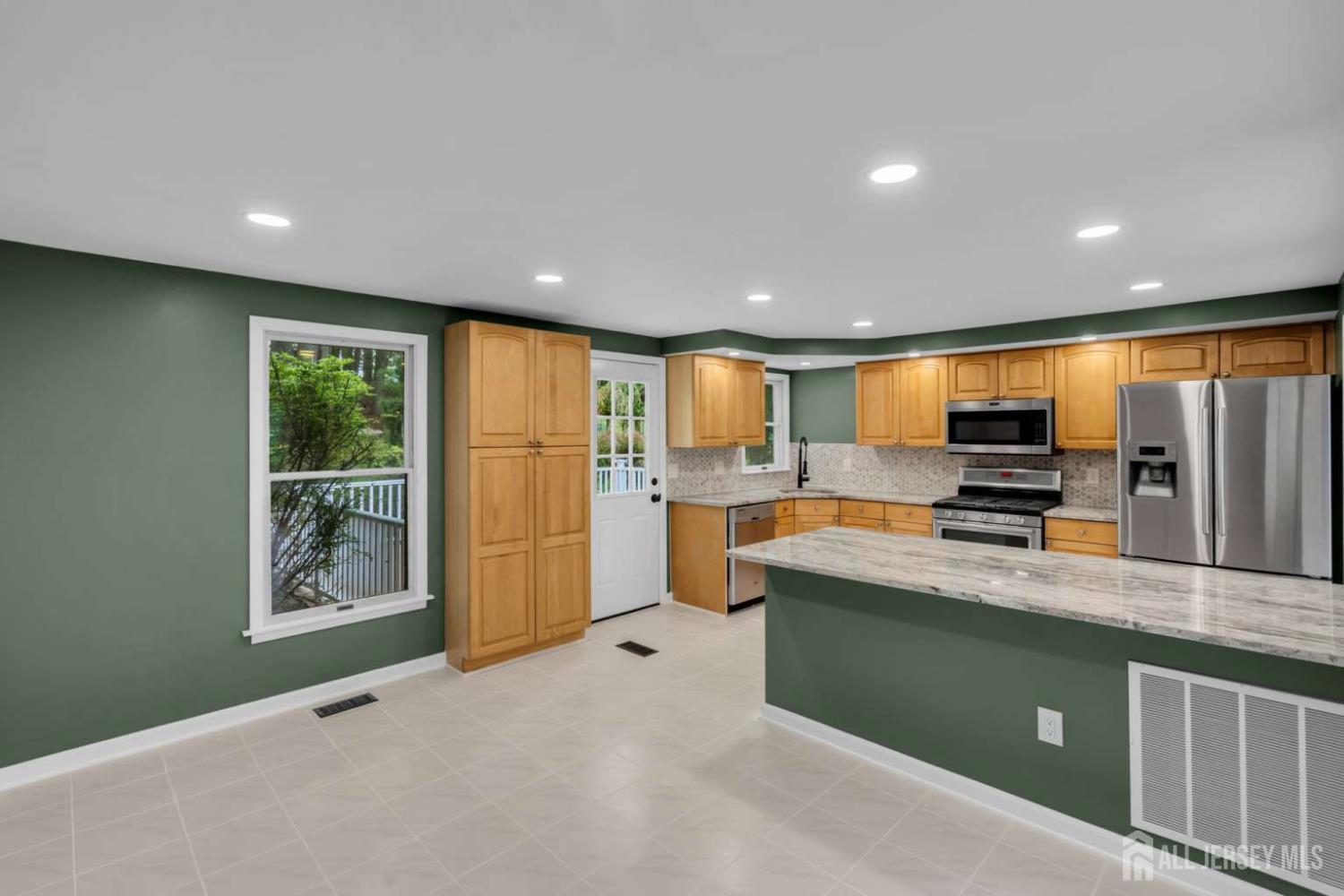 66 Dayton Road Jamesburg NJ 08831