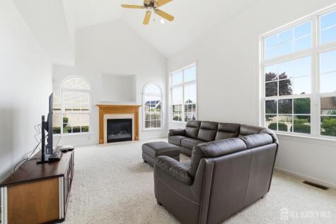 14 Rue Cezanne Street Franklin Twsp NJ 08873