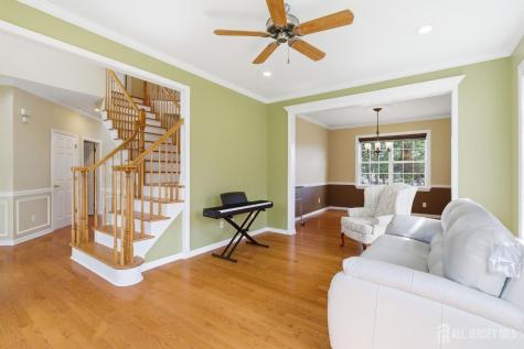 14 Rue Cezanne Street Franklin Twsp NJ 08873