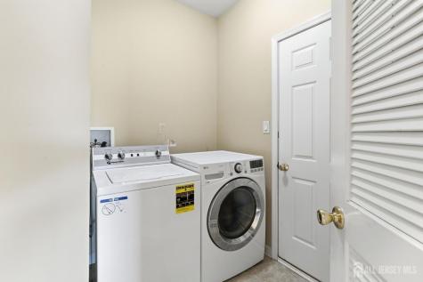14 Rue Cezanne Street Franklin Twsp NJ 08873