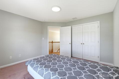 14 Rue Cezanne Street Franklin Twsp NJ 08873