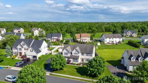 14 Rue Cezanne Street Franklin Twsp NJ 08873