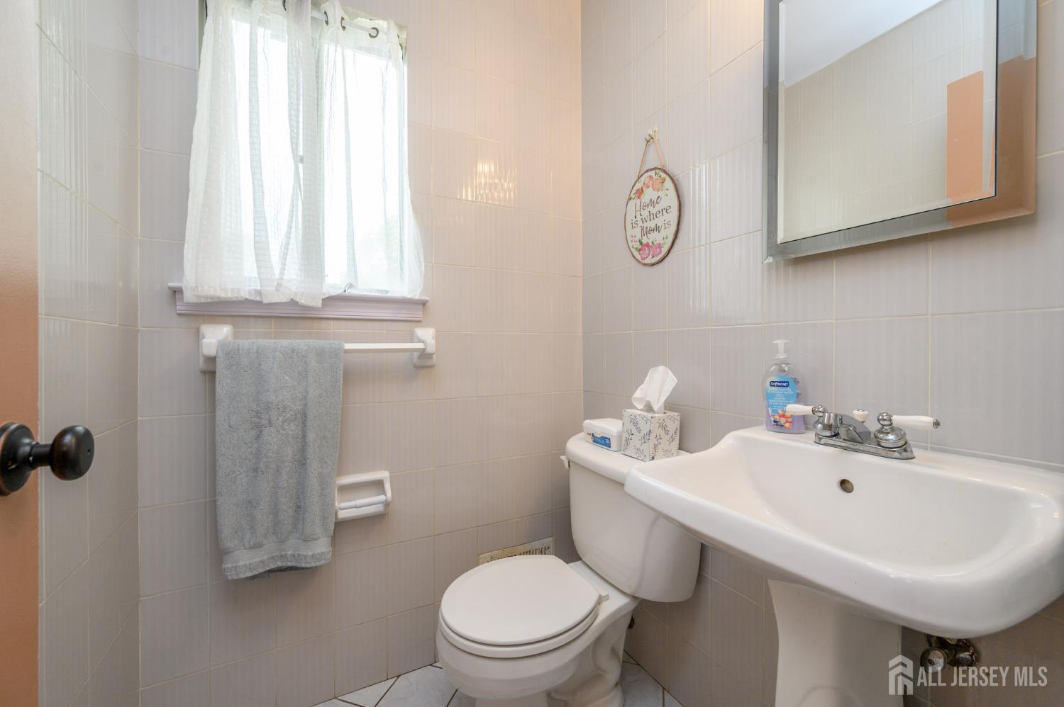 20 Snowdrift Lane Howell NJ 07731