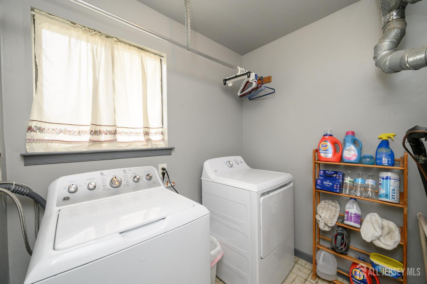 20 Snowdrift Lane Howell NJ 07731