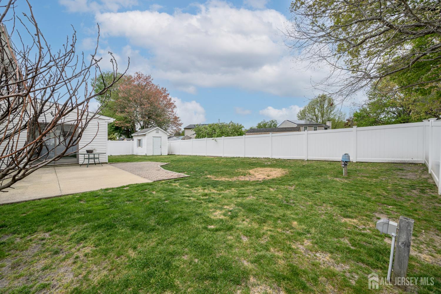20 Snowdrift Lane Howell NJ 07731
