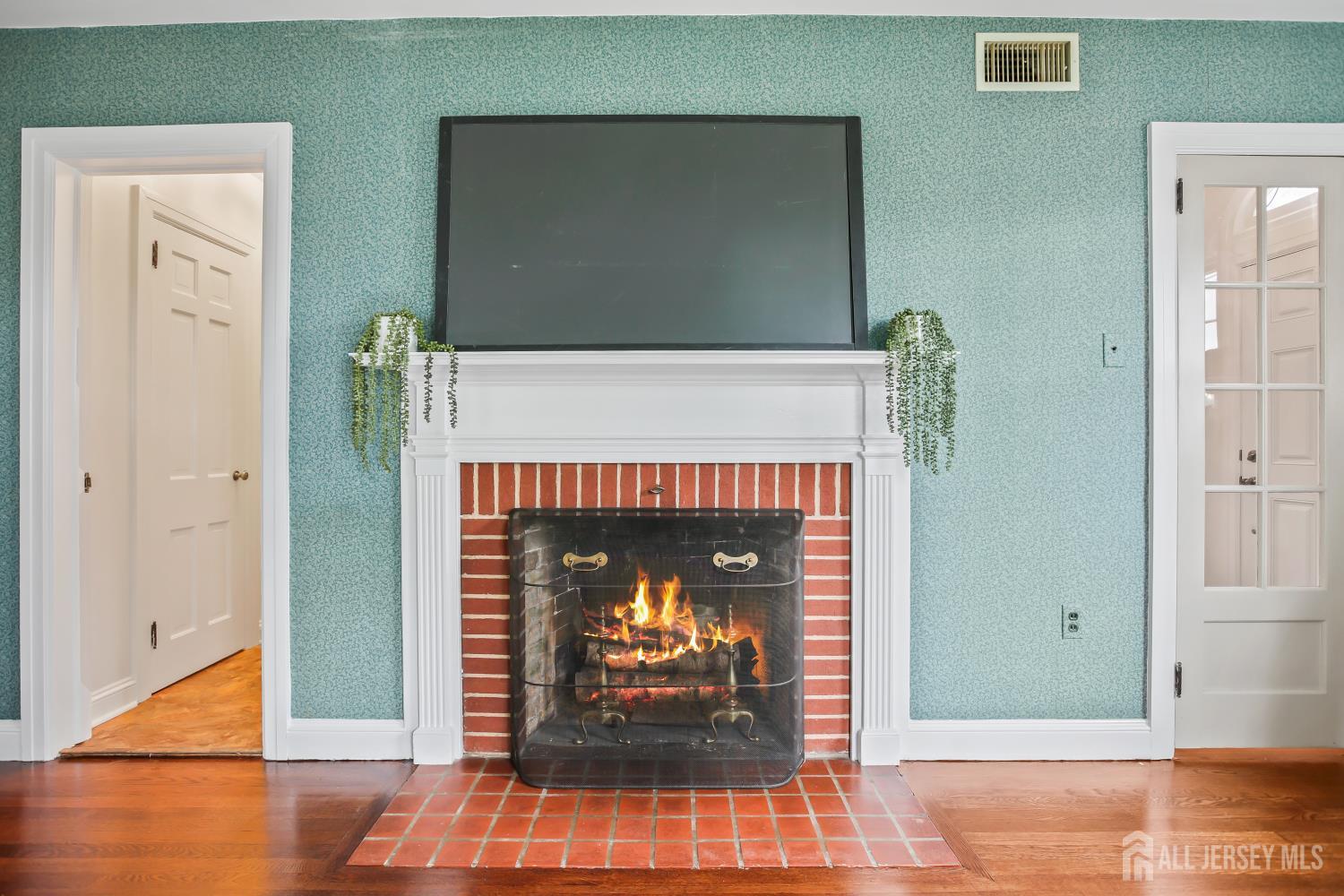 80 Chestnut Street Milltown NJ 08850