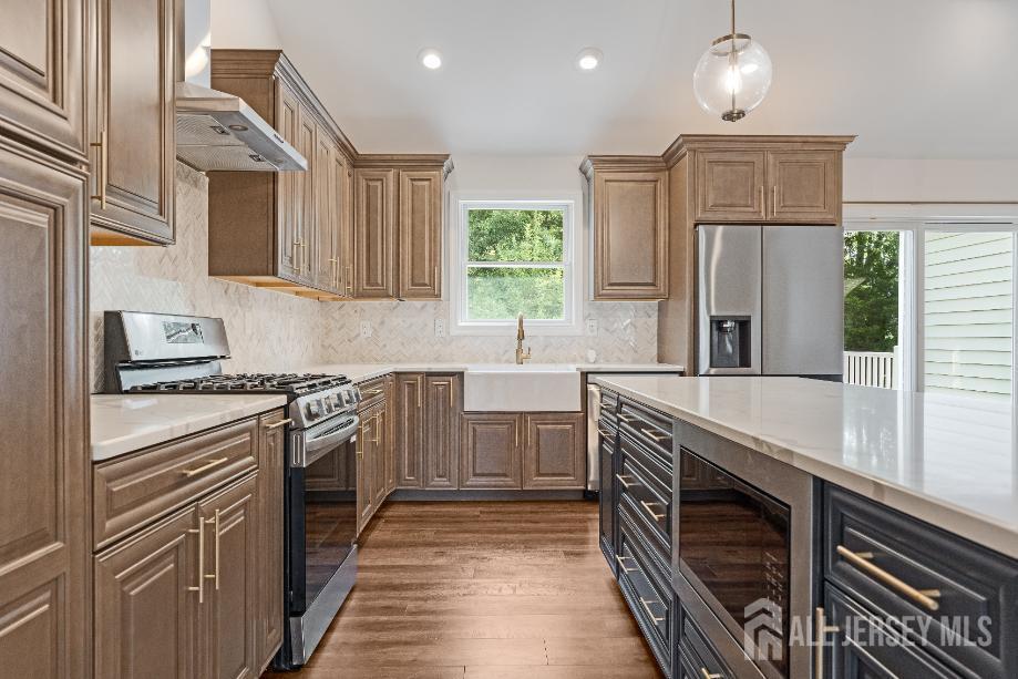 83 Sagamore Avenue Edison NJ 08820