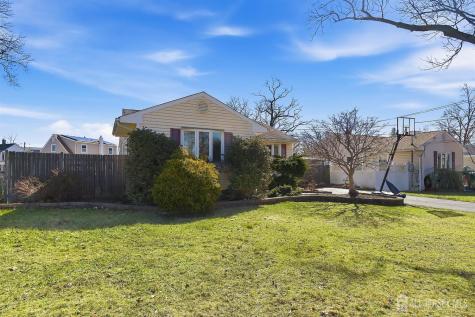 52 Sunset Avenue Old Bridge NJ 08857