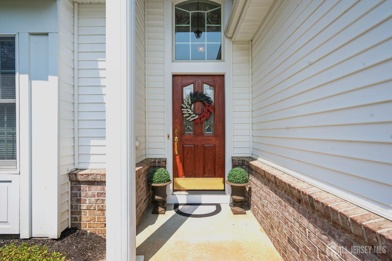 52 Vineyard Court Monroe NJ 08831