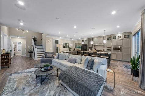 2812 Hayden Court Monroe NJ 08831