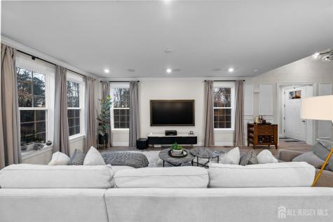 2812 Hayden Court Monroe NJ 08831