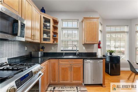 1435 Barnhardt Lane Rahway NJ 07065