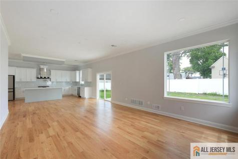 13 Richmond Road Edison NJ 08817
