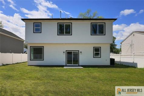 13 Richmond Road Edison NJ 08817