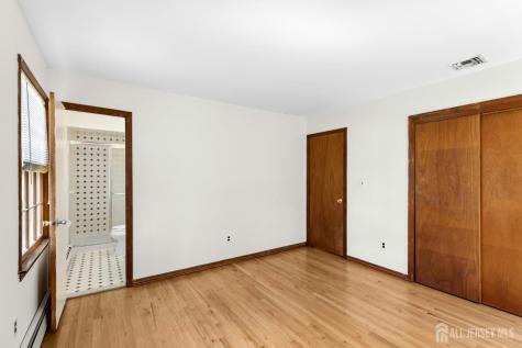 181 Demorest Avenue Avenel NJ 07001