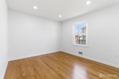 52 Pomona Boulevard Old Bridge NJ 07735