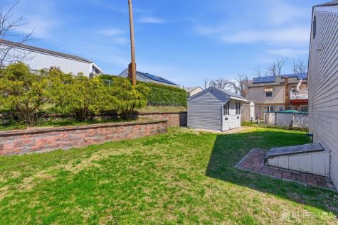 52 Pomona Boulevard Old Bridge NJ 07735