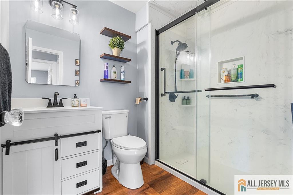 7 Wilton Avenue Middlesex NJ 08846