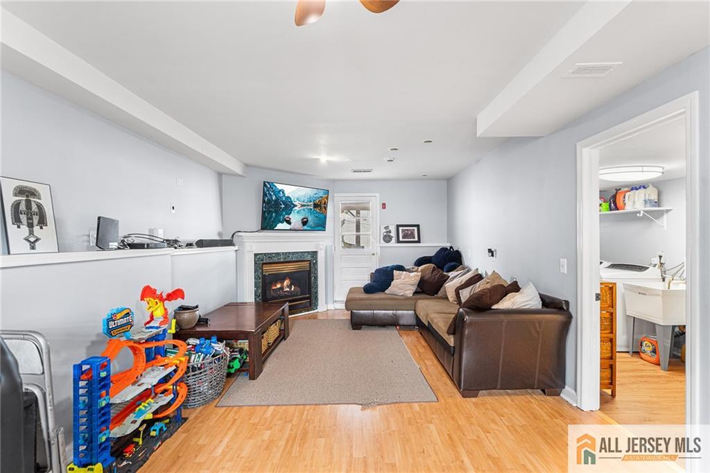 7 Wilton Avenue Middlesex NJ 08846