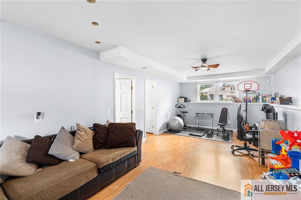 7 Wilton Avenue Middlesex NJ 08846