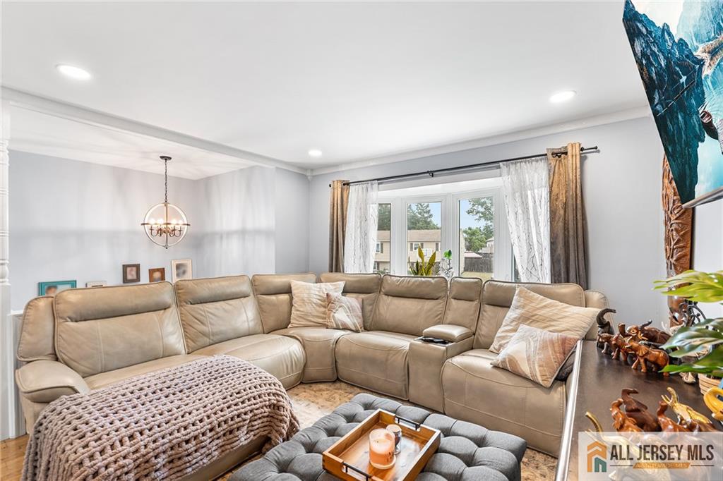 7 Wilton Avenue Middlesex NJ 08846