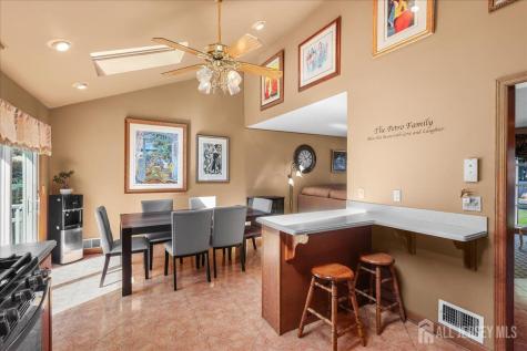 65 Hunter Lane Woodbridge Proper NJ 07095