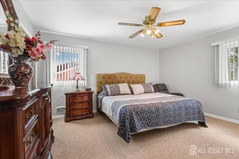 65 Hunter Lane Woodbridge Proper NJ 07095