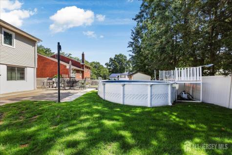 65 Hunter Lane Woodbridge Proper NJ 07095