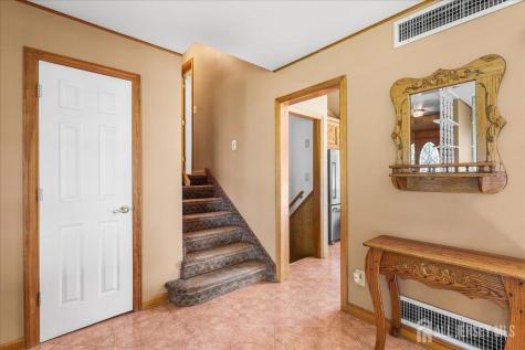 65 Hunter Lane Woodbridge Proper NJ 07095