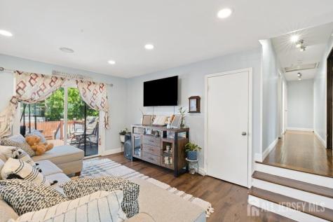 310 Pitt Street South Plainfield NJ 07080