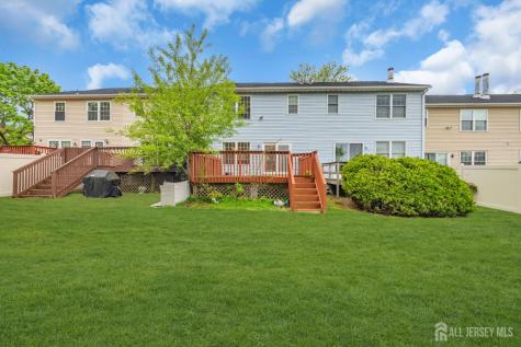 39 Delikat Lane Sayreville NJ 08872