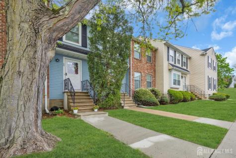 39 Delikat Lane Sayreville NJ 08872